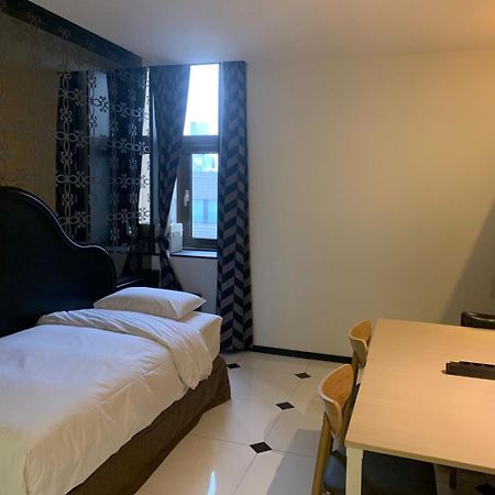 Hotel Doma Myeongdong Seoul Bagian luar foto