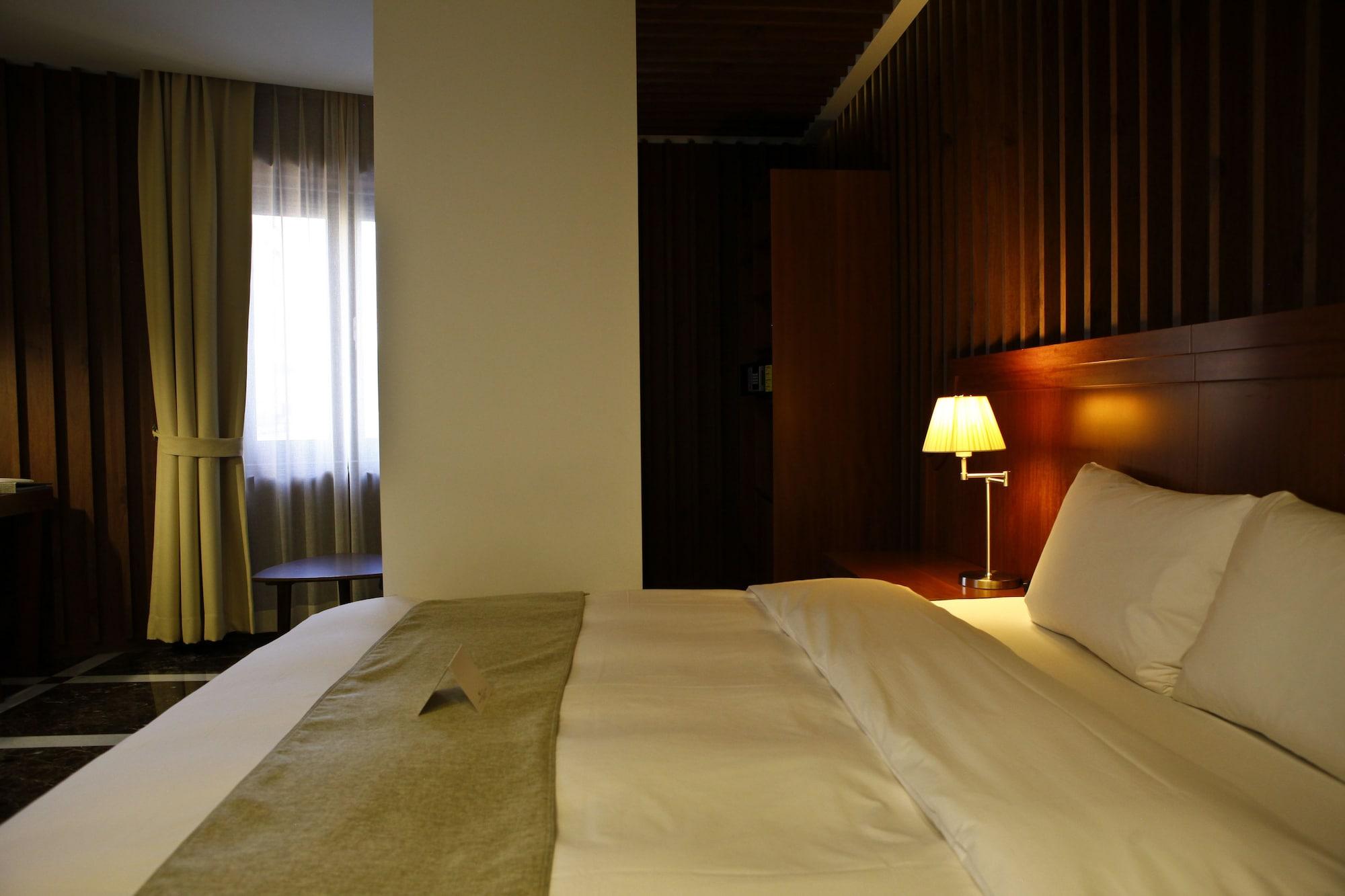 Hotel Doma Myeongdong Seoul Bagian luar foto
