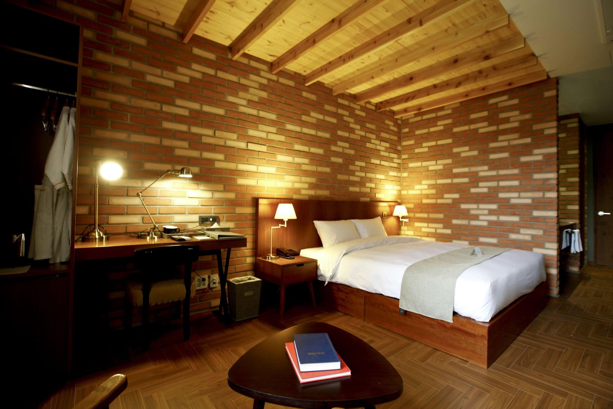 Hotel Doma Myeongdong Seoul Bagian luar foto