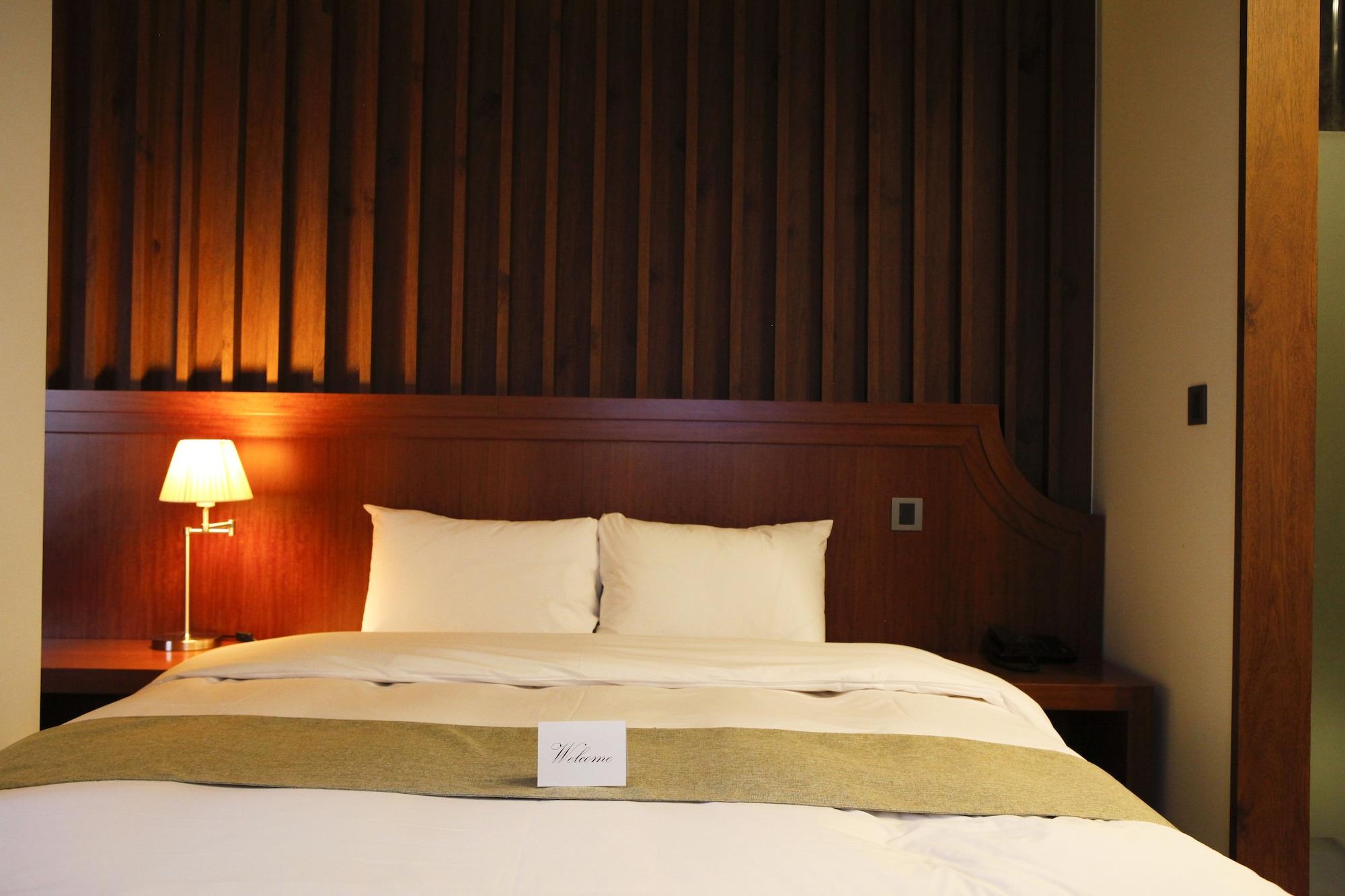 Hotel Doma Myeongdong Seoul Bagian luar foto