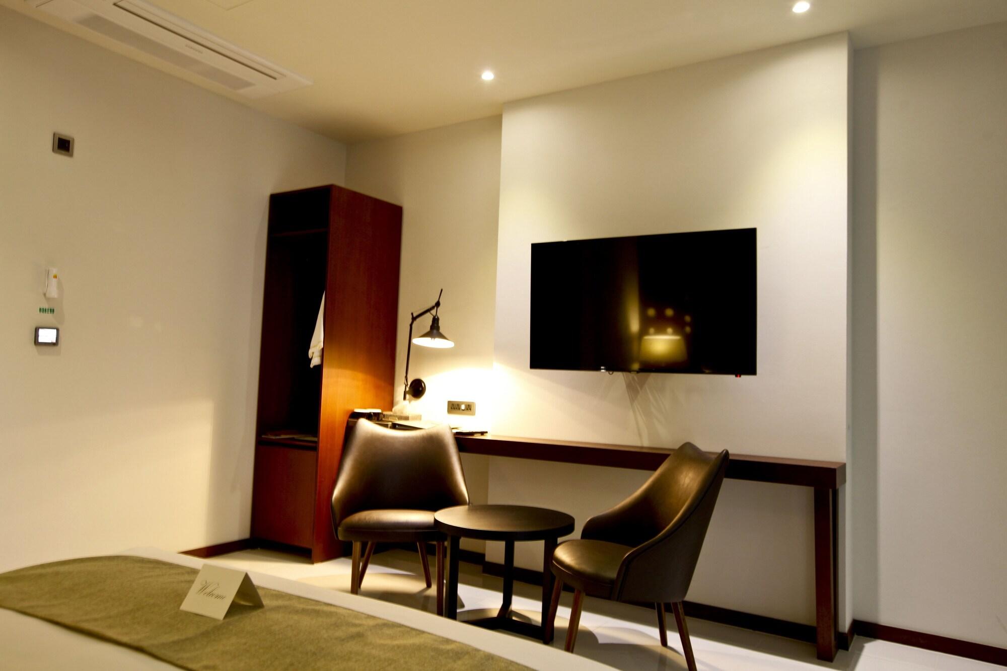 Hotel Doma Myeongdong Seoul Bagian luar foto