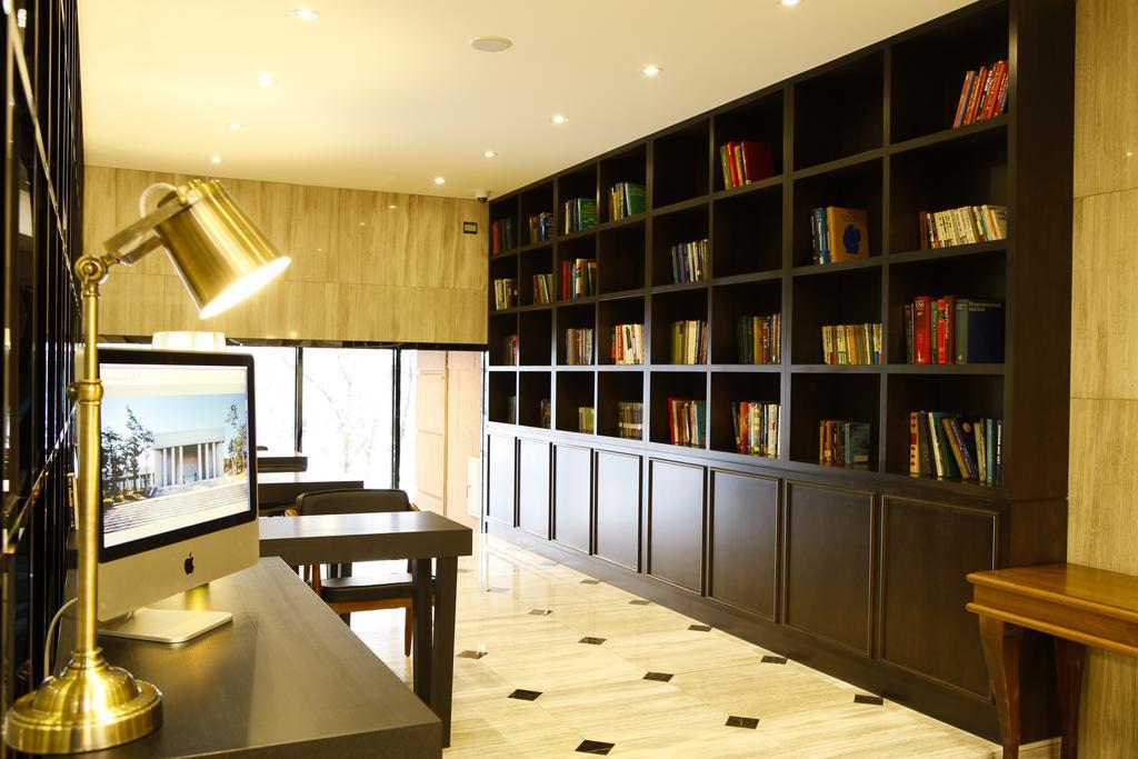 Hotel Doma Myeongdong Seoul Bagian luar foto